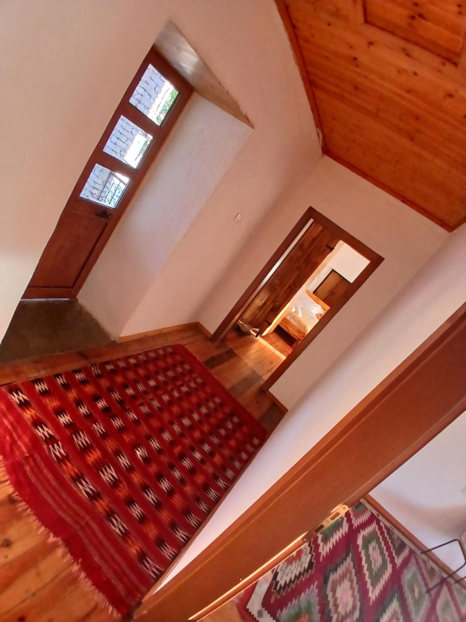 Hotel Bujtina Tusha Priska e Madhe Esterno foto
